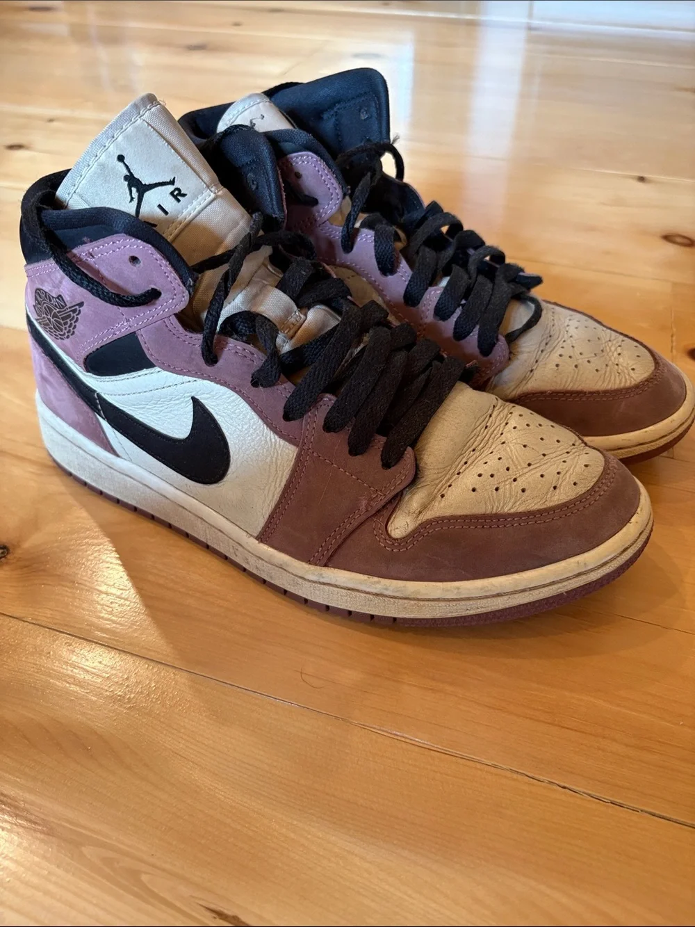 Nike Air Jordan 1 Mid - Mauve & White with Black Swoosh